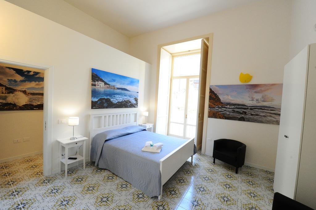 L'Infinito Bed and Breakfast Salerno Rum bild