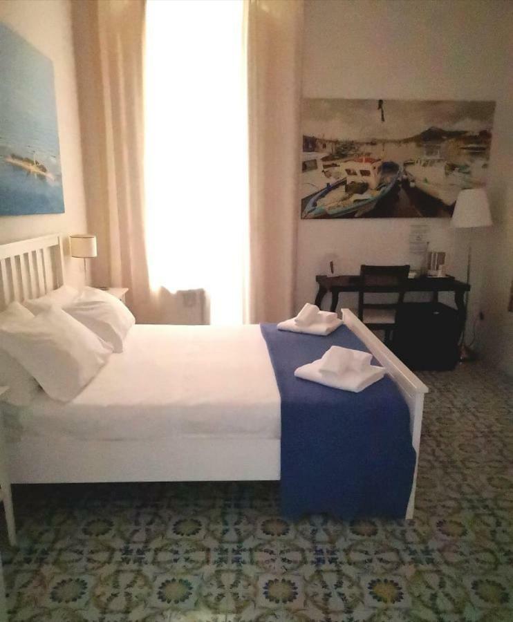 L'Infinito Bed and Breakfast Salerno Exteriör bild